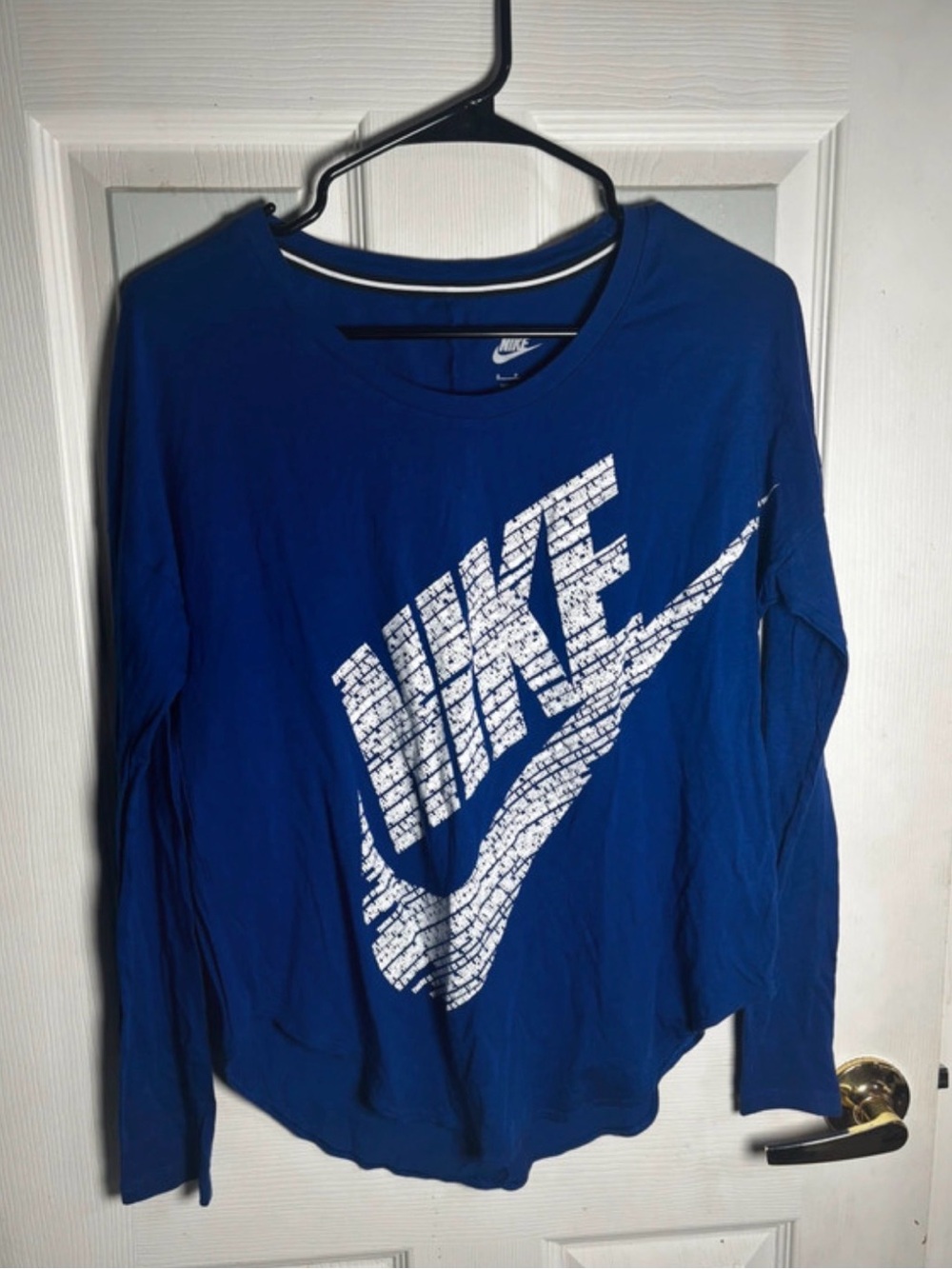 Nike Women's Long-Sleeve Blue/purple  Logo Tee